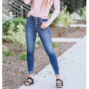 NWOT KANCAN  Exposed Button Front Jeans Distressed Skinny Raw Hem